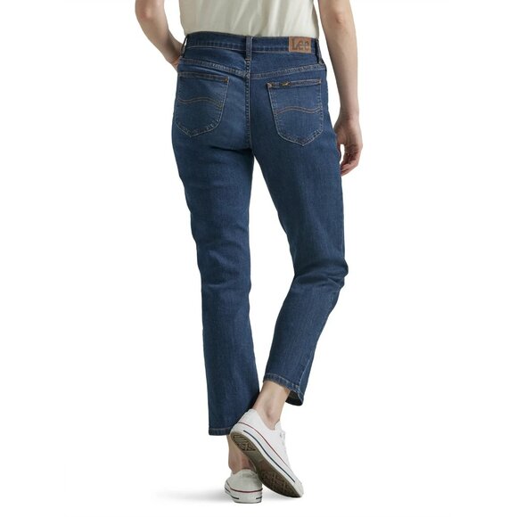 Lee Women's Heritage Mid Rise Slim Straight Jean, Size 16, 28" inseam, Regular - Picture 2 of 6